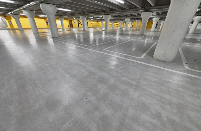 固化剂地坪漆的耐温性能：适用于高温环境