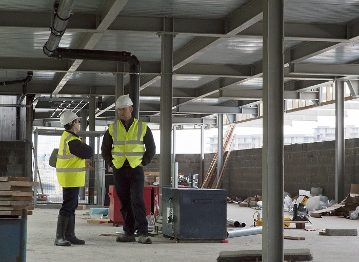 彩钢屋面翻新工程的设计与施工技术创新