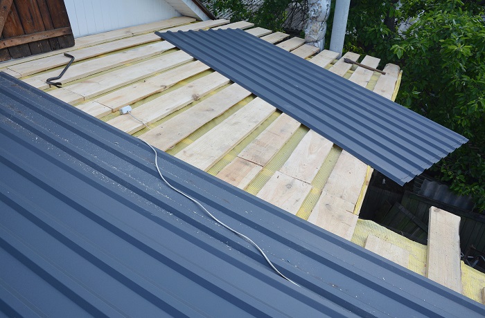 彩钢屋面翻新工程的项目管理与监控