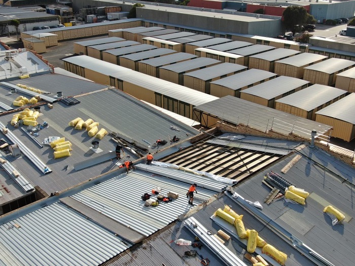 重庆彩钢屋面翻新价格表及关键考量因素