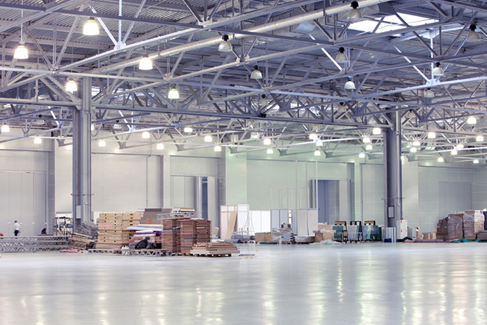 地坪固化剂和金刚砂哪个好