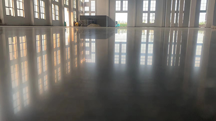 彩色固化剂地坪材料有毒吗?