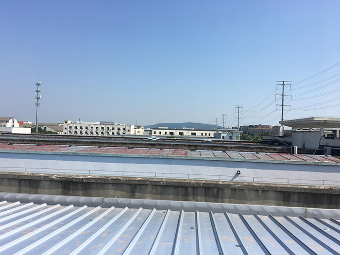 彩钢屋面防腐翻新防水施工:保护建筑,延长使用寿命