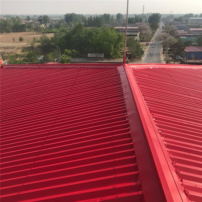 重庆彩钢屋面外墙翻新施工:提升建筑外观与耐久性