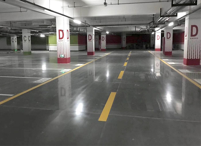 固化剂上刷环氧地坪有影响吗?