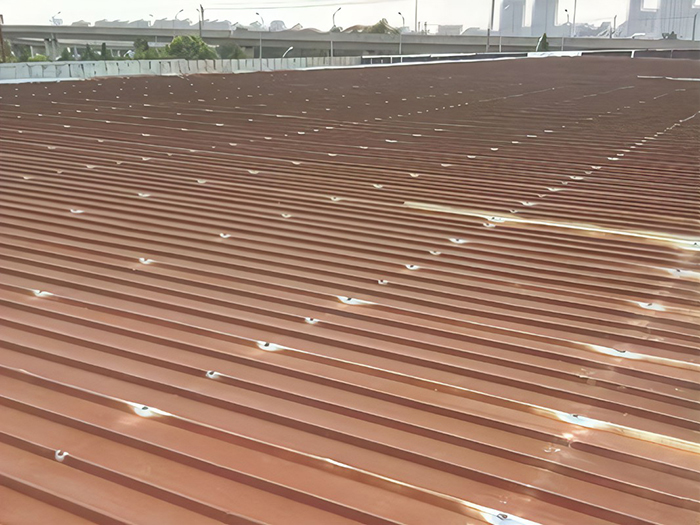 彩钢金属屋面防水翻新：提升建筑品质与耐久性